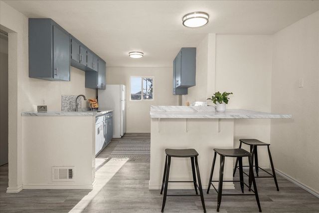 1524 E Walton Ave, Spokane, WA 99207