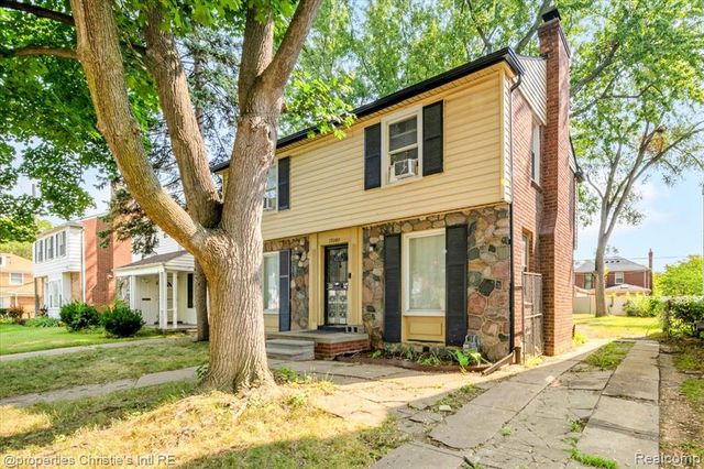 19340 Snowden Street, Detroit, MI 48235