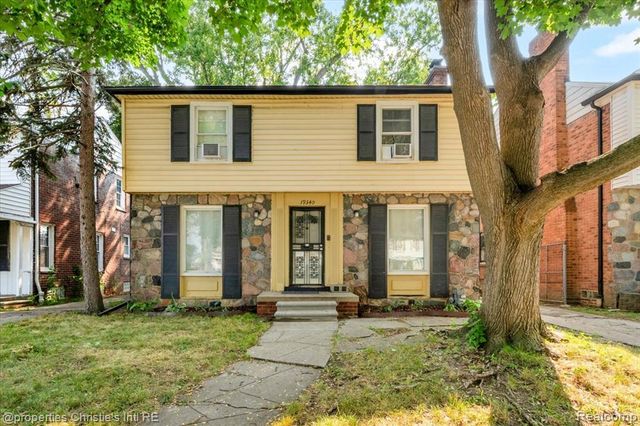 19340 Snowden Street, Detroit, MI 48235