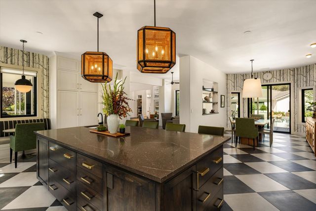 6745 Estates Ct, Auburn, CA 95602