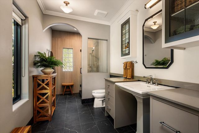 6745 Estates Ct, Auburn, CA 95602