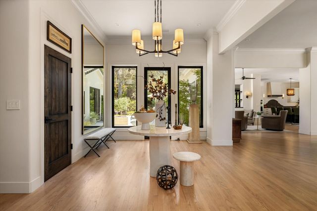 6745 Estates Ct, Auburn, CA 95602
