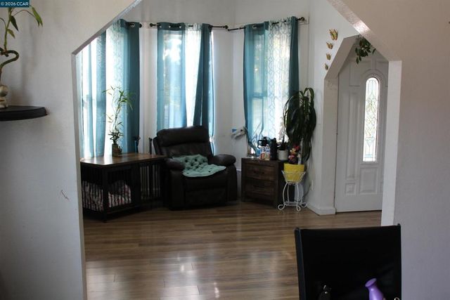 540 3rd ST, Richmond, CA 94801