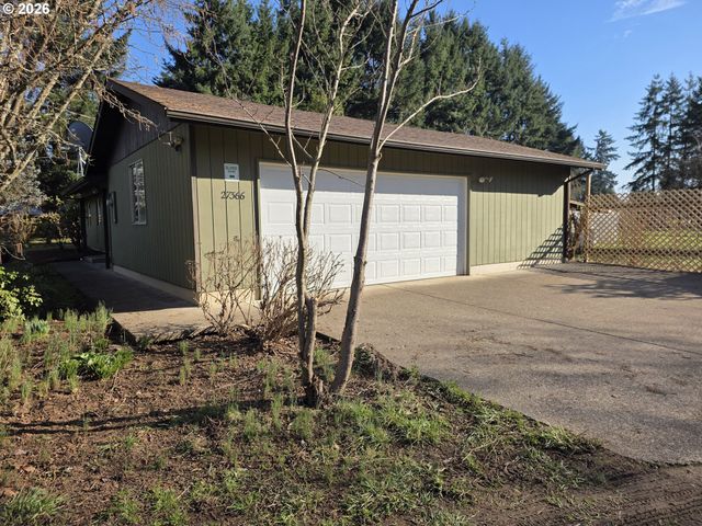 27366 4TH St, Junction City, OR 97448