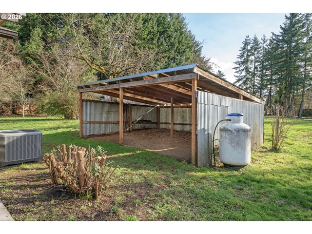 27366 4TH St, Junction City, OR 97448