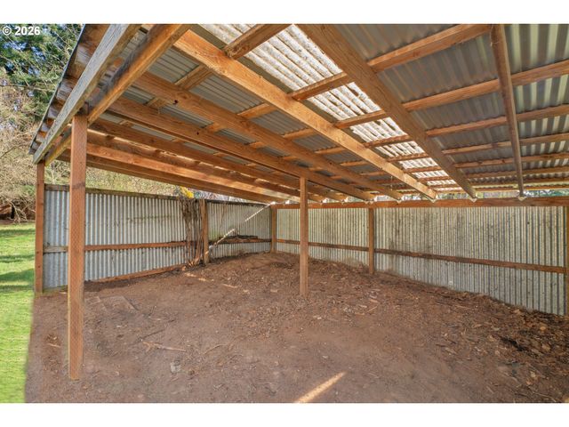 27366 4TH St, Junction City, OR 97448