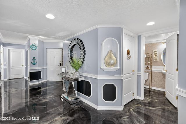 925 N Highway A1a 305, Indialantic, FL 32903