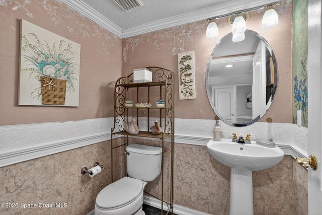 925 N Highway A1a 305, Indialantic, FL 32903