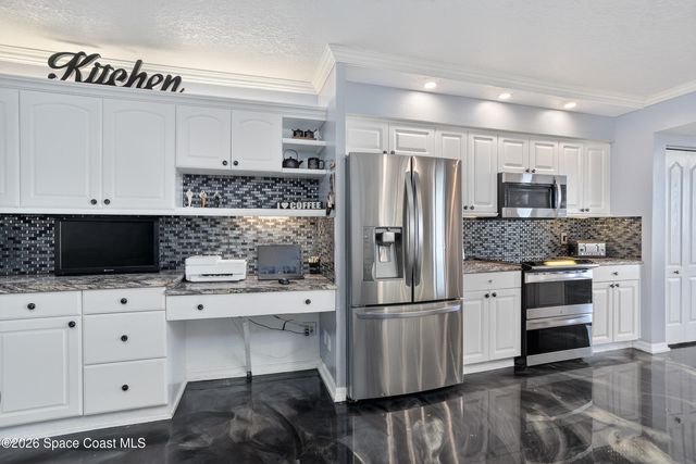 925 N Highway A1a 305, Indialantic, FL 32903