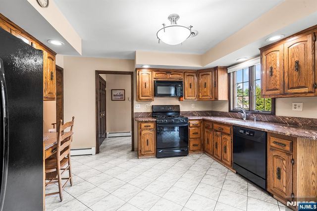 86 S Colonial Drive, Harrington Park, NJ 07640