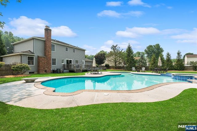 86 S Colonial Drive, Harrington Park, NJ 07640