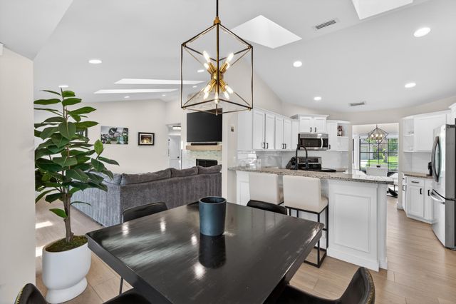 13571 Jonquil Place, Wellington, FL 33414