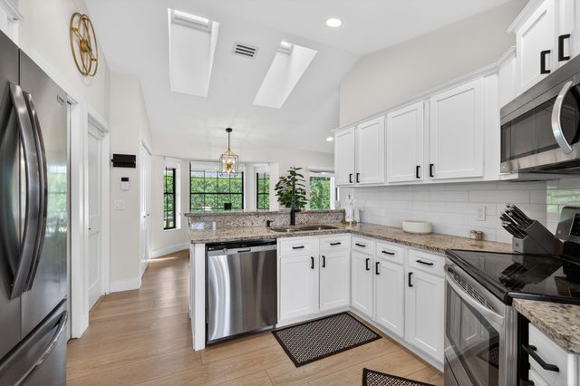 13571 Jonquil Place, Wellington, FL 33414