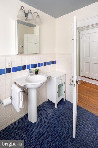 600 HAYDOCK LN, Haverford, PA 19041