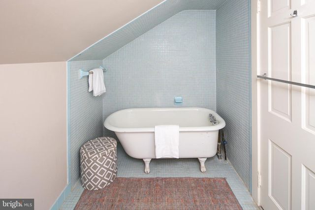 600 HAYDOCK LN, Haverford, PA 19041