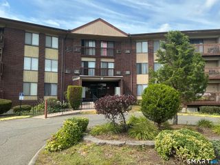 2315 Cromwell Hills Drive 2315, Cromwell, CT 06416