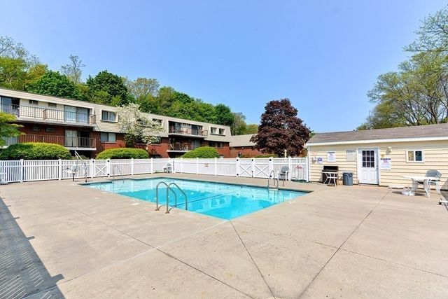 575 Broad St U:215, Weymouth, MA 02189