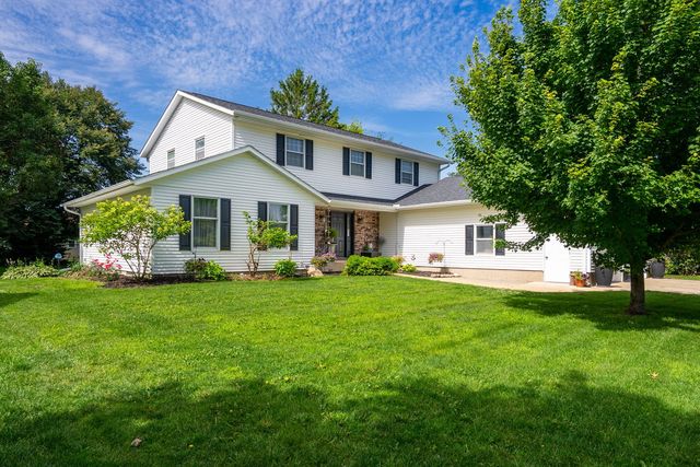 1139 BROOKVIEW Drive, De Witt, IA 52742