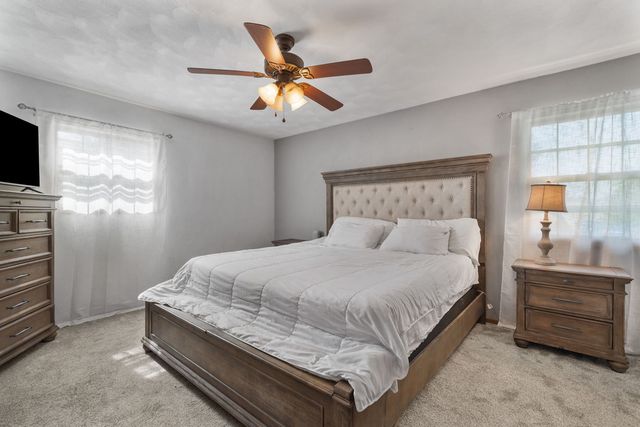 1139 BROOKVIEW Drive, De Witt, IA 52742
