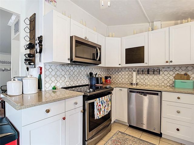 551 W TARPON BOULEVARD NW, Port Charlotte, FL 33952