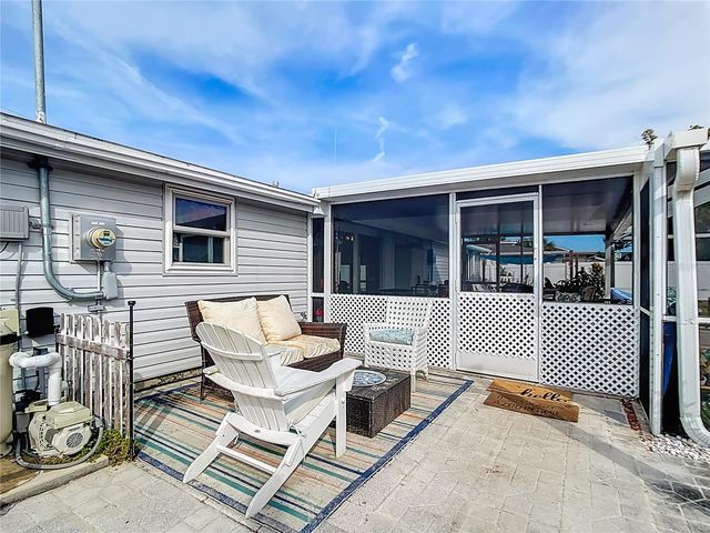 551 W TARPON BOULEVARD NW, Port Charlotte, FL 33952