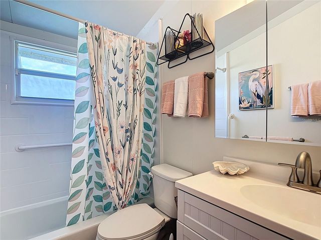 551 W TARPON BOULEVARD NW, Port Charlotte, FL 33952