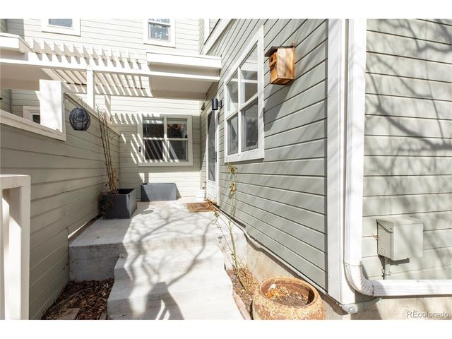 3077 29th St 104, Boulder, CO 80301