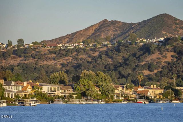 2150 Wimbledon Circle, Westlake Village, CA 91361