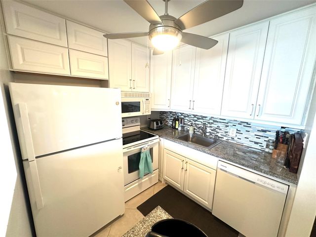 4115 Cambridge E 4115, Deerfield Beach, FL 33442