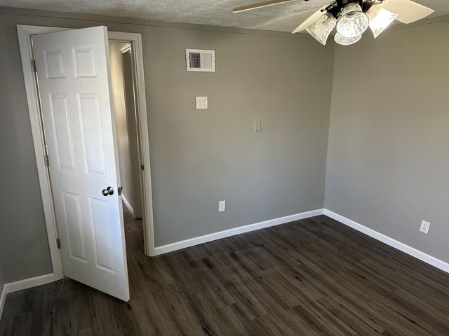 4615 Glenmawr Avenue, Columbus, OH 43224