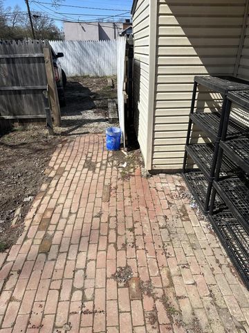 4615 Glenmawr Avenue, Columbus, OH 43224