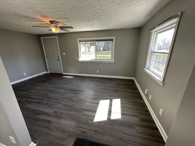 4615 Glenmawr Avenue, Columbus, OH 43224