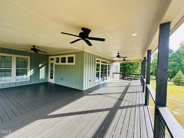 323d Aquilla Road, Benson, NC 27504