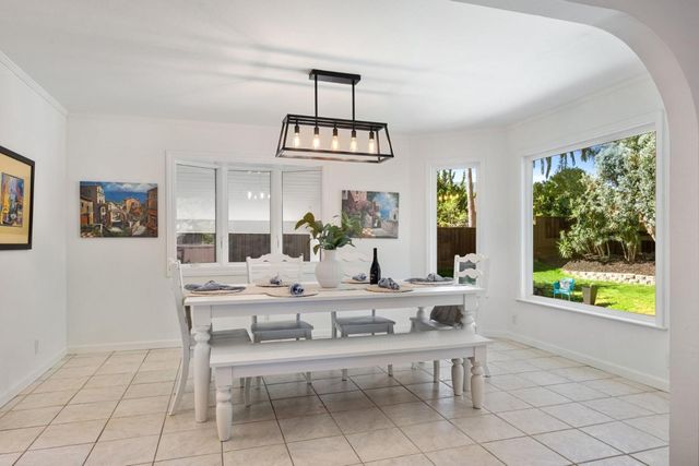 6131 Corte De La Reina, San Jose, CA 95120