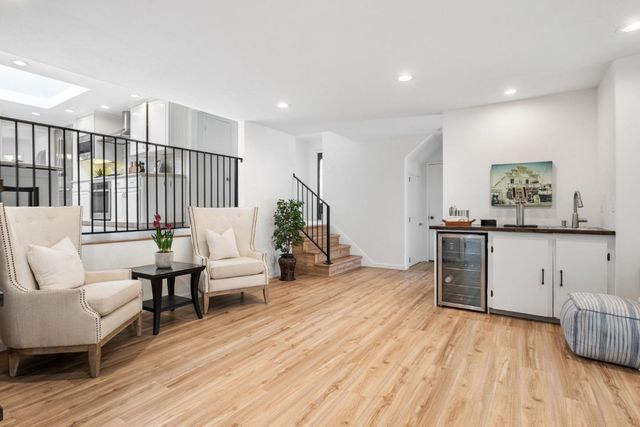 6131 Corte De La Reina, San Jose, CA 95120