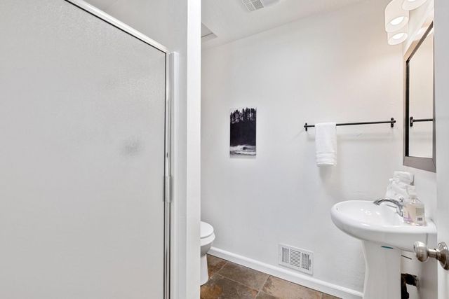 6131 Corte De La Reina, San Jose, CA 95120