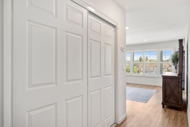 6131 Corte De La Reina, San Jose, CA 95120