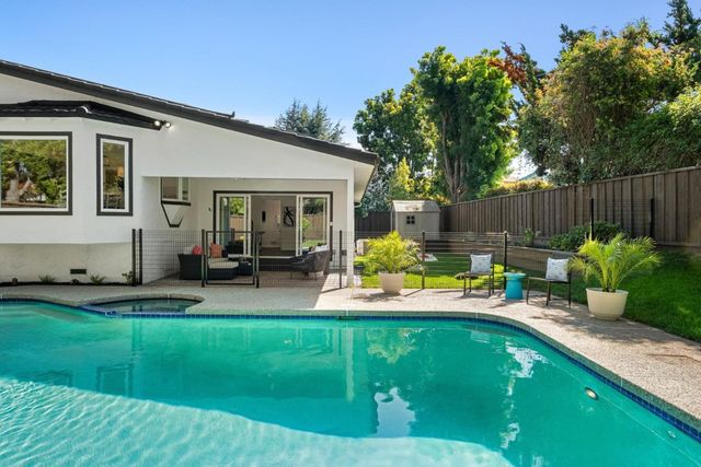 6131 Corte De La Reina, San Jose, CA 95120