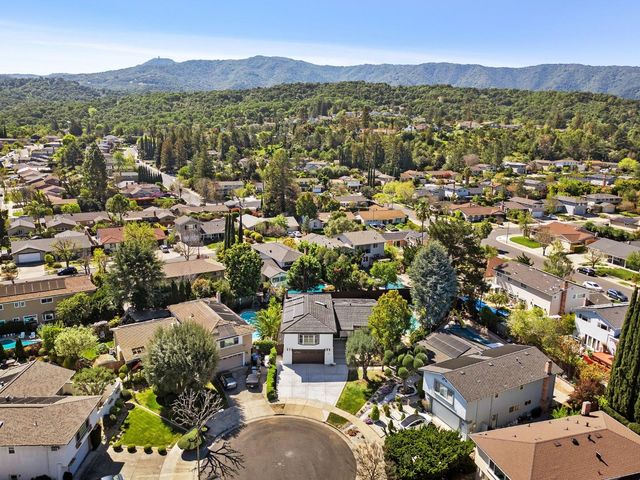 6131 Corte De La Reina, San Jose, CA 95120