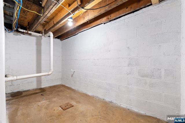 113 Columbia Avenue, Newark, NJ 07106