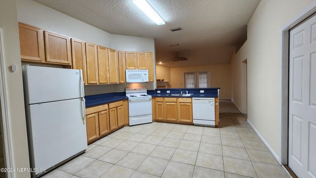 550 BAY HAWK Court, Orange Park, FL 32073