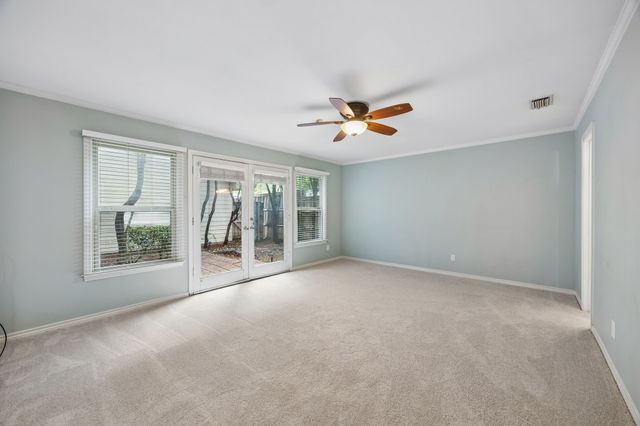 5318 W Mockingbird, Dallas, TX 75209