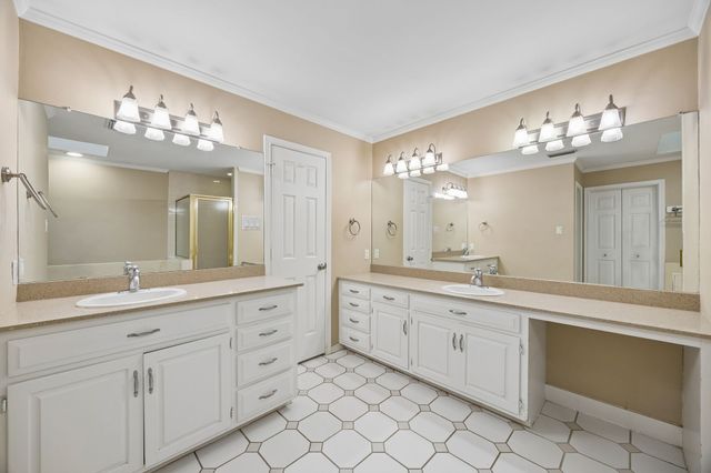 5318 W Mockingbird, Dallas, TX 75209