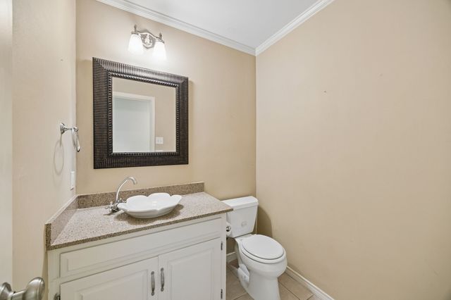 5318 W Mockingbird, Dallas, TX 75209