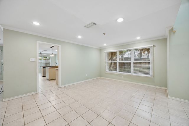 5318 W Mockingbird, Dallas, TX 75209