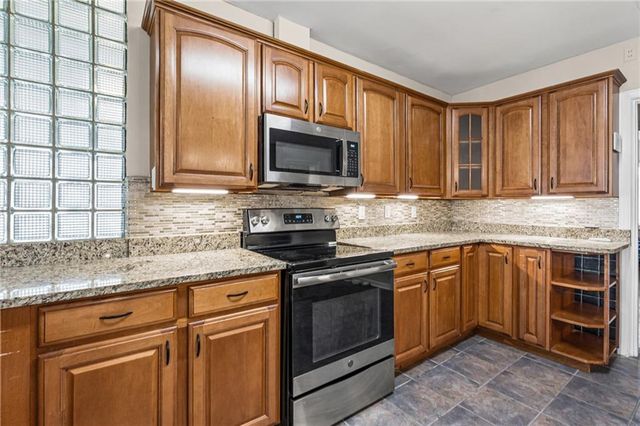 12 Felder Place, Mobile, AL 36606