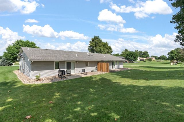 18900 Wendover Avenue, Granger, IA 50109