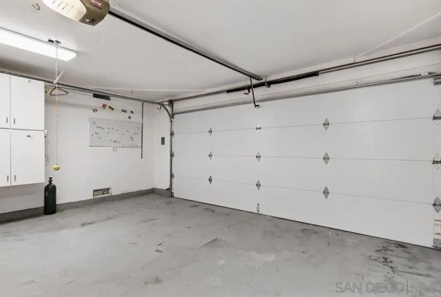 5765 Carell Avenue, Agoura Hills, CA 91301