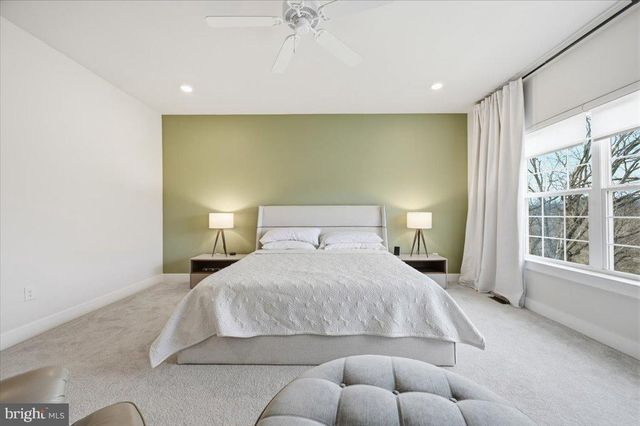 279 RED LEAF LN, Exton, PA 19341