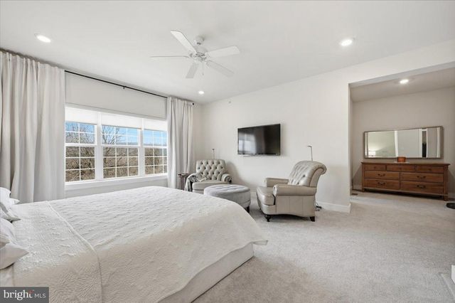 279 RED LEAF LN, Exton, PA 19341